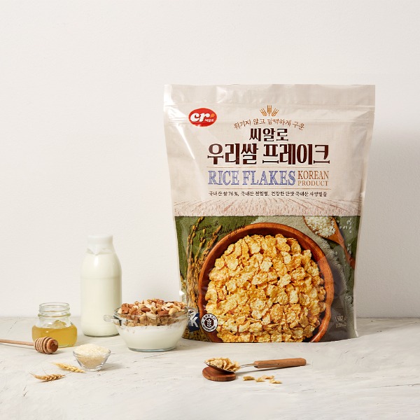 [타임세일] 우리쌀 프레이크 지퍼백 1.5kg ( 유통기한 임박 23.07.31 )